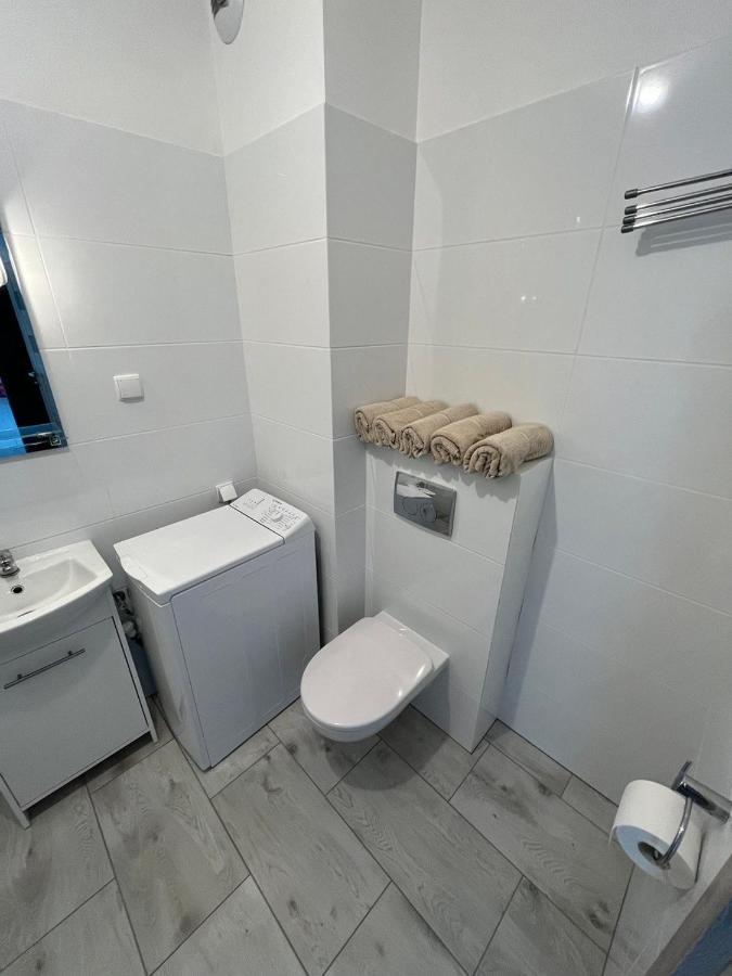 Sdh 1 Radzymin Comfortable Apartment Near Warsaw Exterior photo